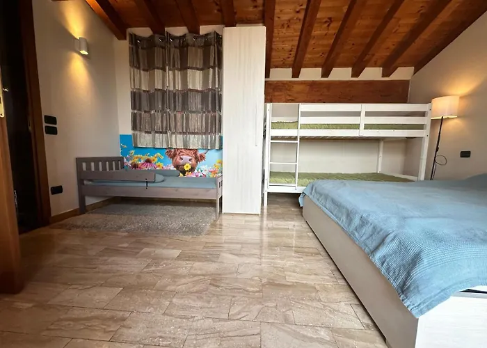 Loft Gardasee Апартаменты Лонато
