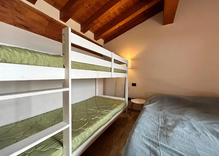 Loft Gardasee Лонато